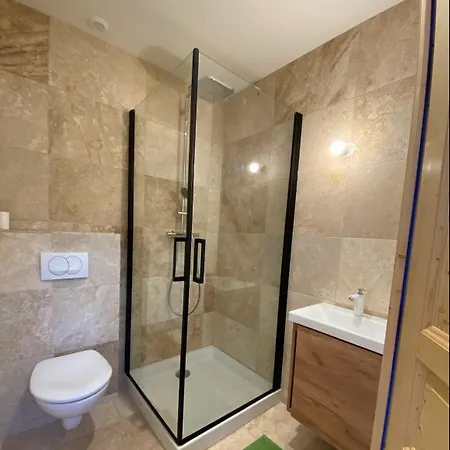 Etablissement Clos * Fiquefleur-Équainville